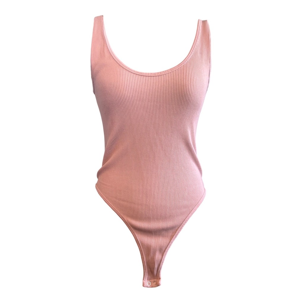 Forever 21 Pink Ribbed Scoop Neck Tank Bodysuit Size M/L Sleeveless Snap Gusset